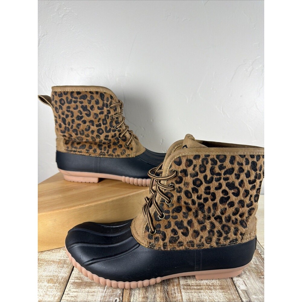 Marleylilly Womens Leopard Print Duck Boots Size 9